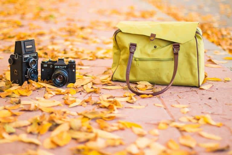 Camera Bags for Women: No Need to Multiply – Just Simplify!