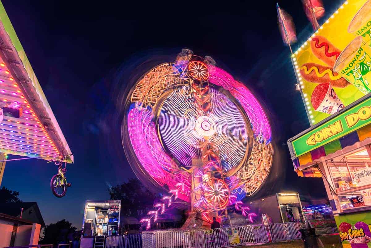 carnival games at night